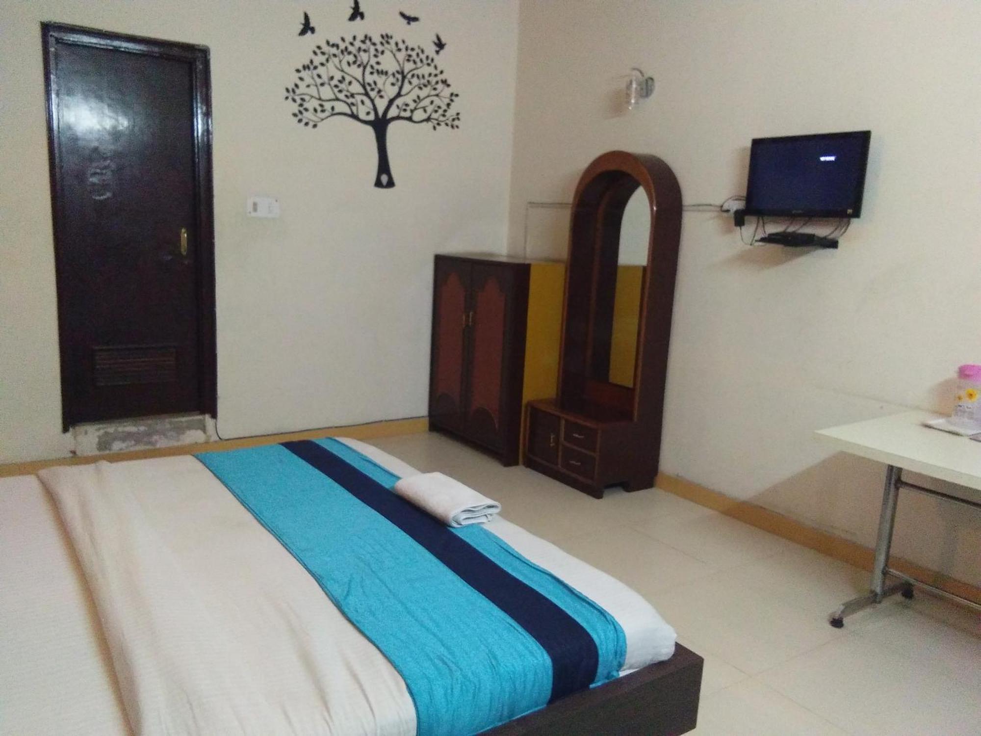 Hotel Samridhi Palace Juhi Bari Dış mekan fotoğraf